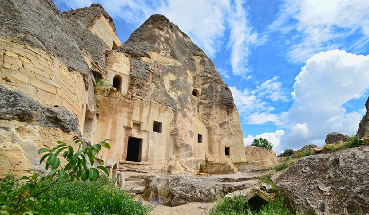 KEŞLİK MONASTERY