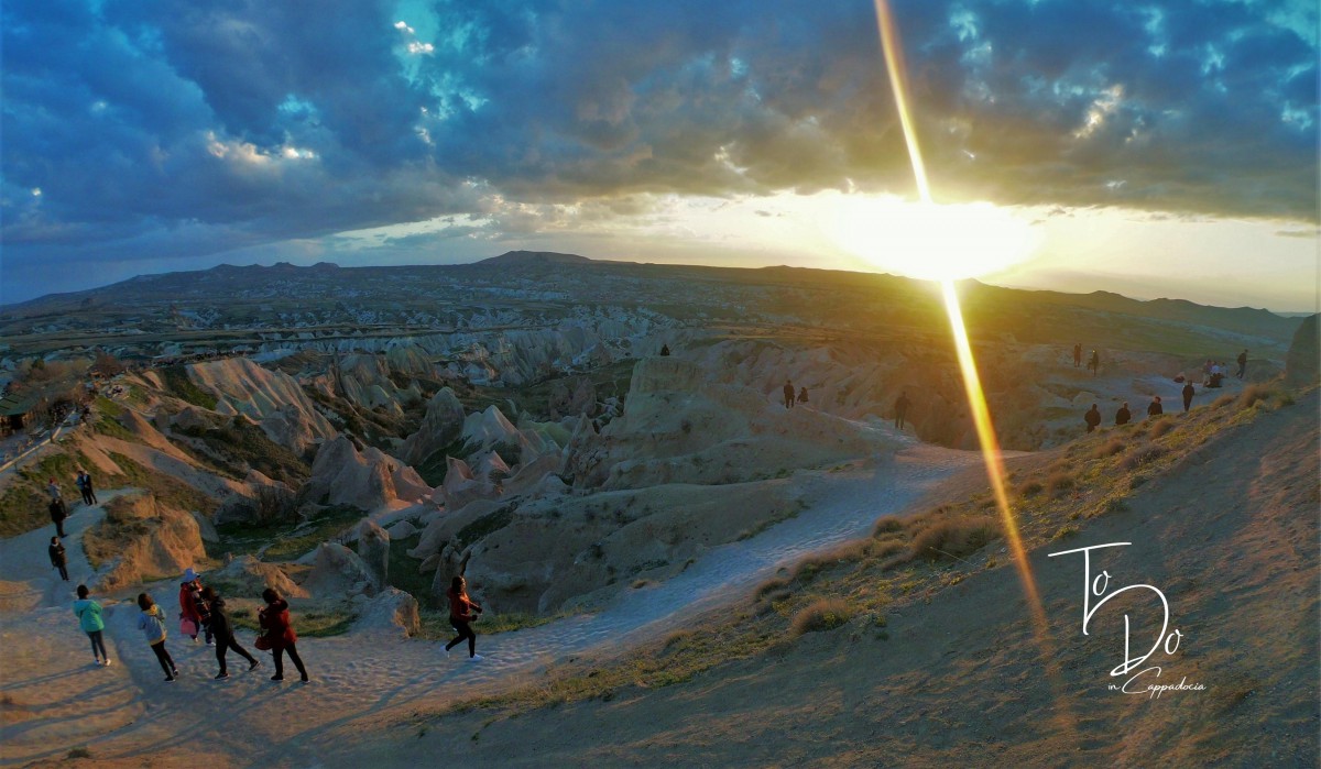 Rose Valley Hiking and Sunset Tour